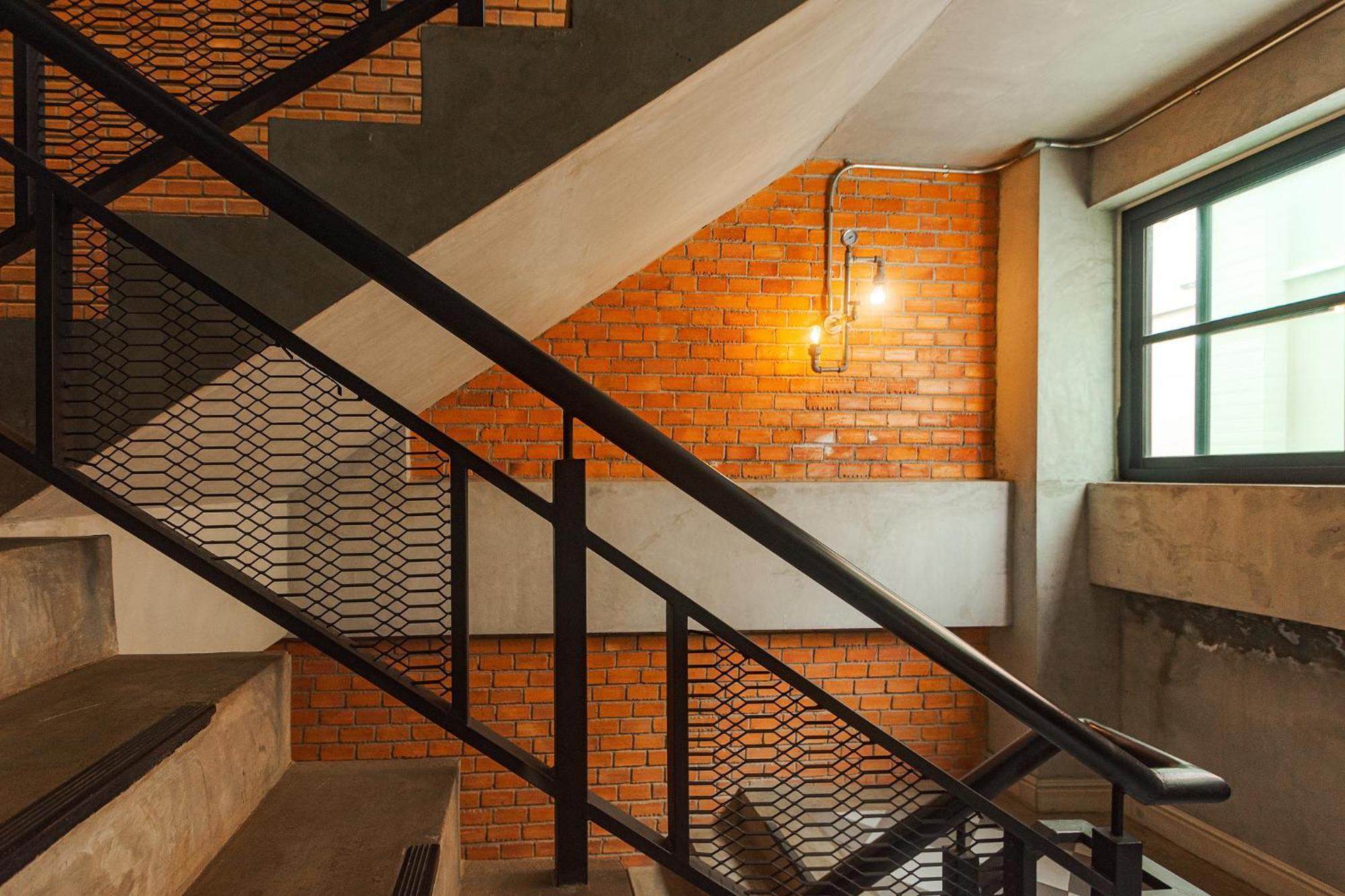 The Old Inn Удон-Тхани Экстерьер фото